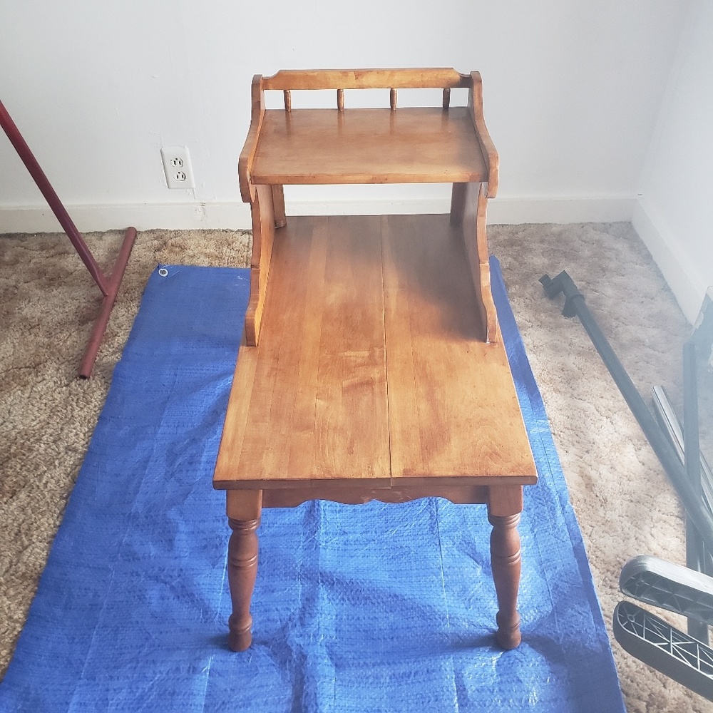 Refinished end table - Picture 3 of 6